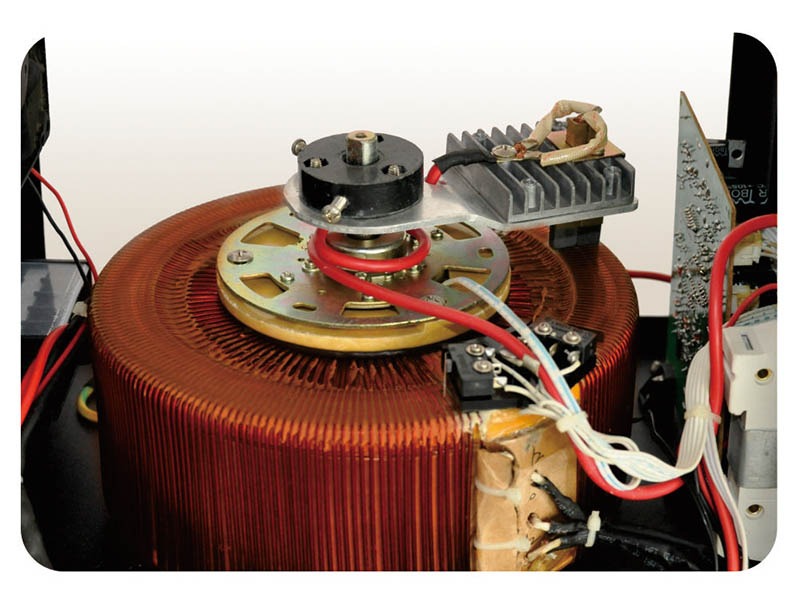 KEBO -Single Phase Servo Motor Type Automatic Voltage Stablizer | Kebo-8